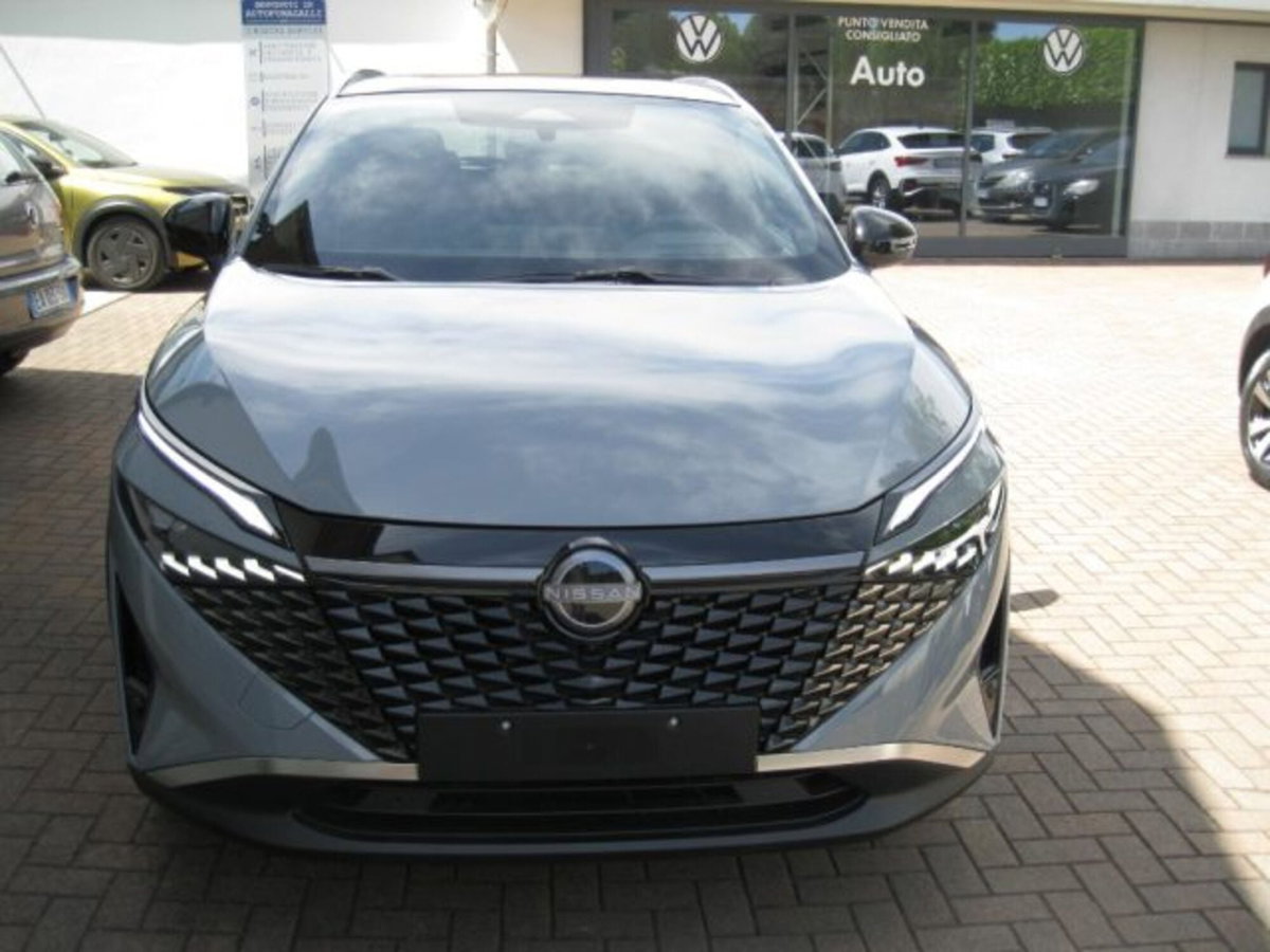 Nissan Qashqai 1.3 mhev Tekna 4wd 158cv xtronic (2)
