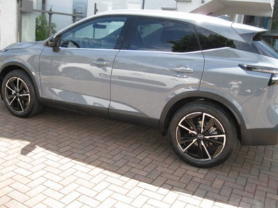 Nissan Qashqai 1.3 mhev Tekna 4wd 158cv xtronic (5)