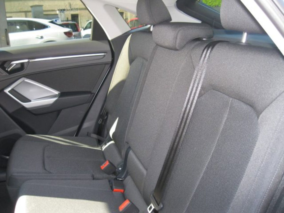 Audi Q3 Sportback 35 1.5 tfsi Business Plus (10)
