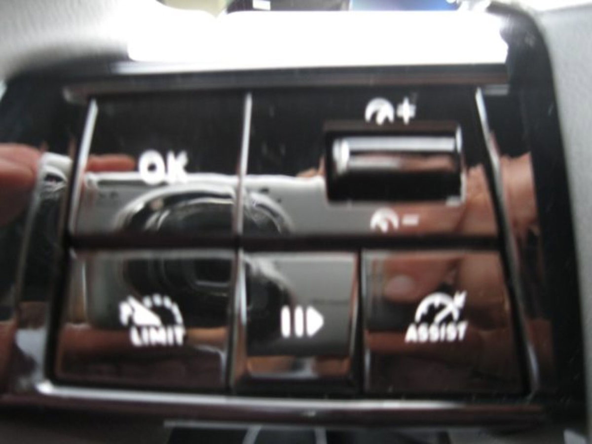 Lancia Ypsilon 1.2 mhev Edizione Limitata Cassina e-dct (13)