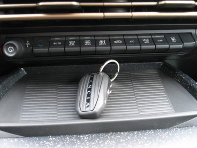 Lancia Ypsilon 1.2 mhev Edizione Limitata Cassina e-dct (18)