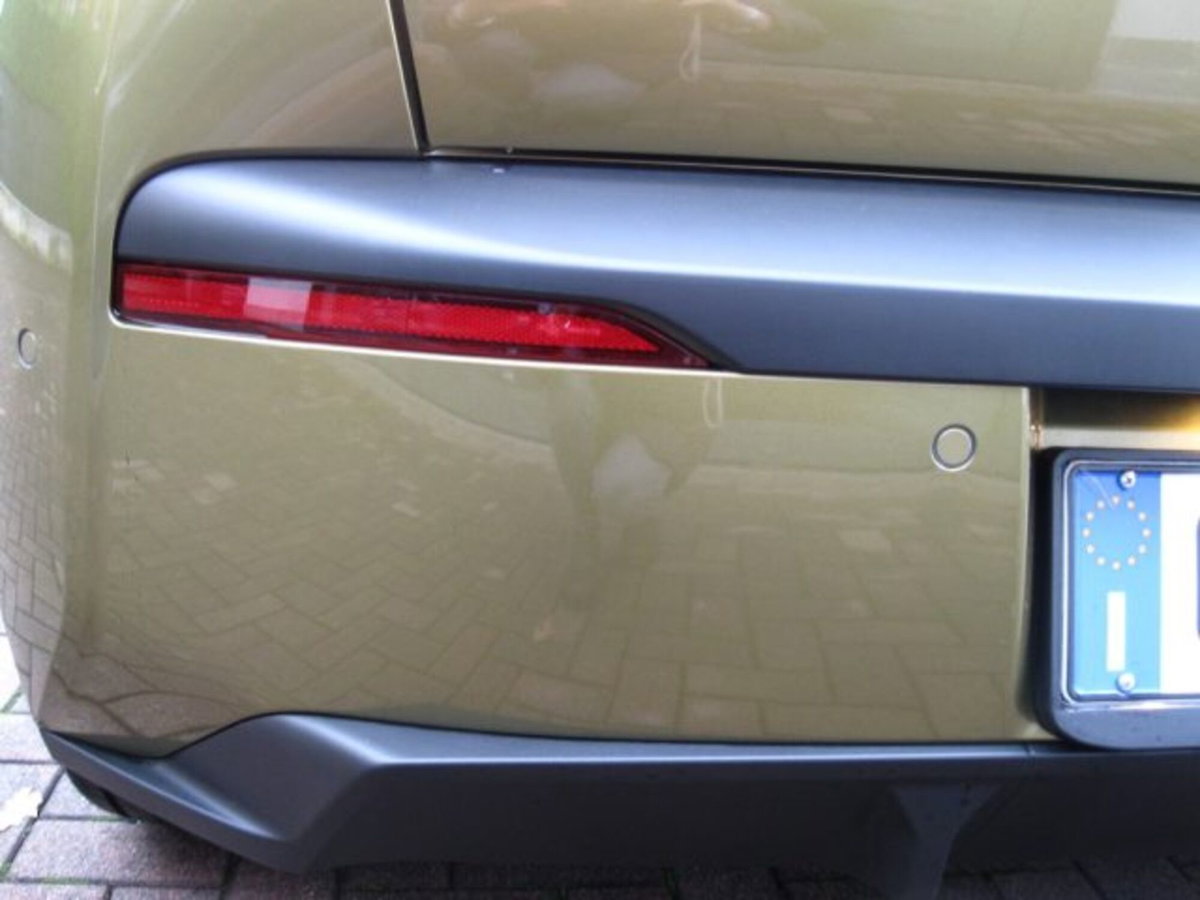 Lancia Ypsilon 1.2 mhev Edizione Limitata Cassina e-dct (5)