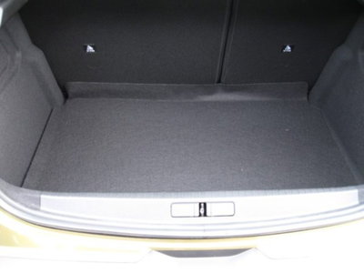 Lancia Ypsilon 1.2 mhev Edizione Limitata Cassina e-dct (6)