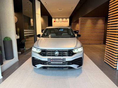 Volkswagen Tiguan 2.0 TDI 150 CV SCR DSG 4MOTION R-Line usata