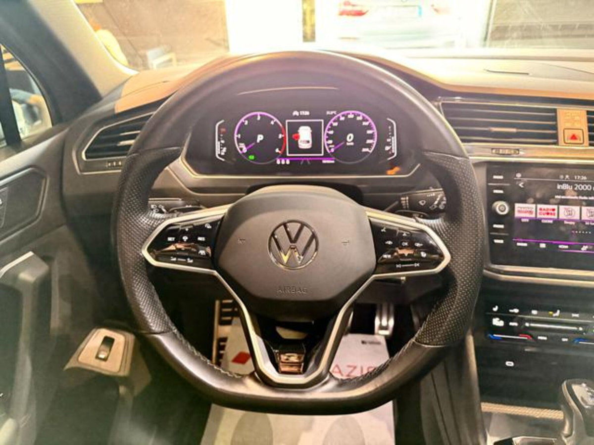 Volkswagen Tiguan 2.0 TDI 150 CV SCR DSG 4MOTION R-Line (7)
