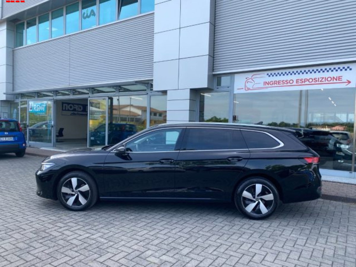 Volkswagen Passat Variant 2.0 TDI SCR EVO DSG Business (5)