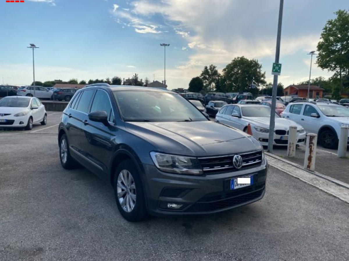 Volkswagen Tiguan 2.0 TDI SCR DSG Sport BlueMotion Technology
