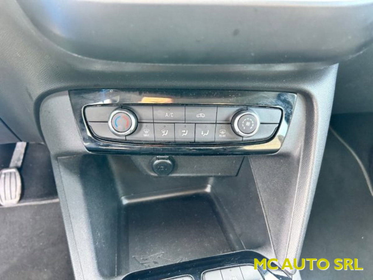 Opel Corsa 1.2 100 CV Edition (12)