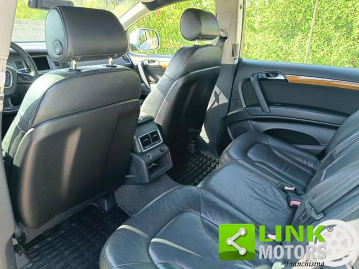 Audi Q7 3.0 V6 TDI 233CV quattro tiptronic (18)
