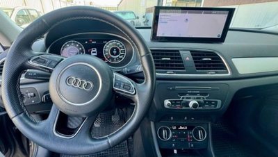 Audi Q3 2.0 TDI 120 CV Business (12)