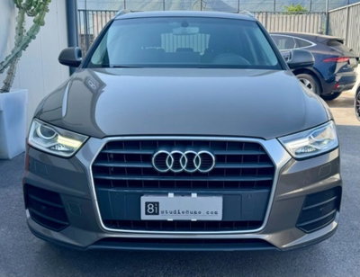Audi Q3 2.0 TDI 120 CV Business (6)