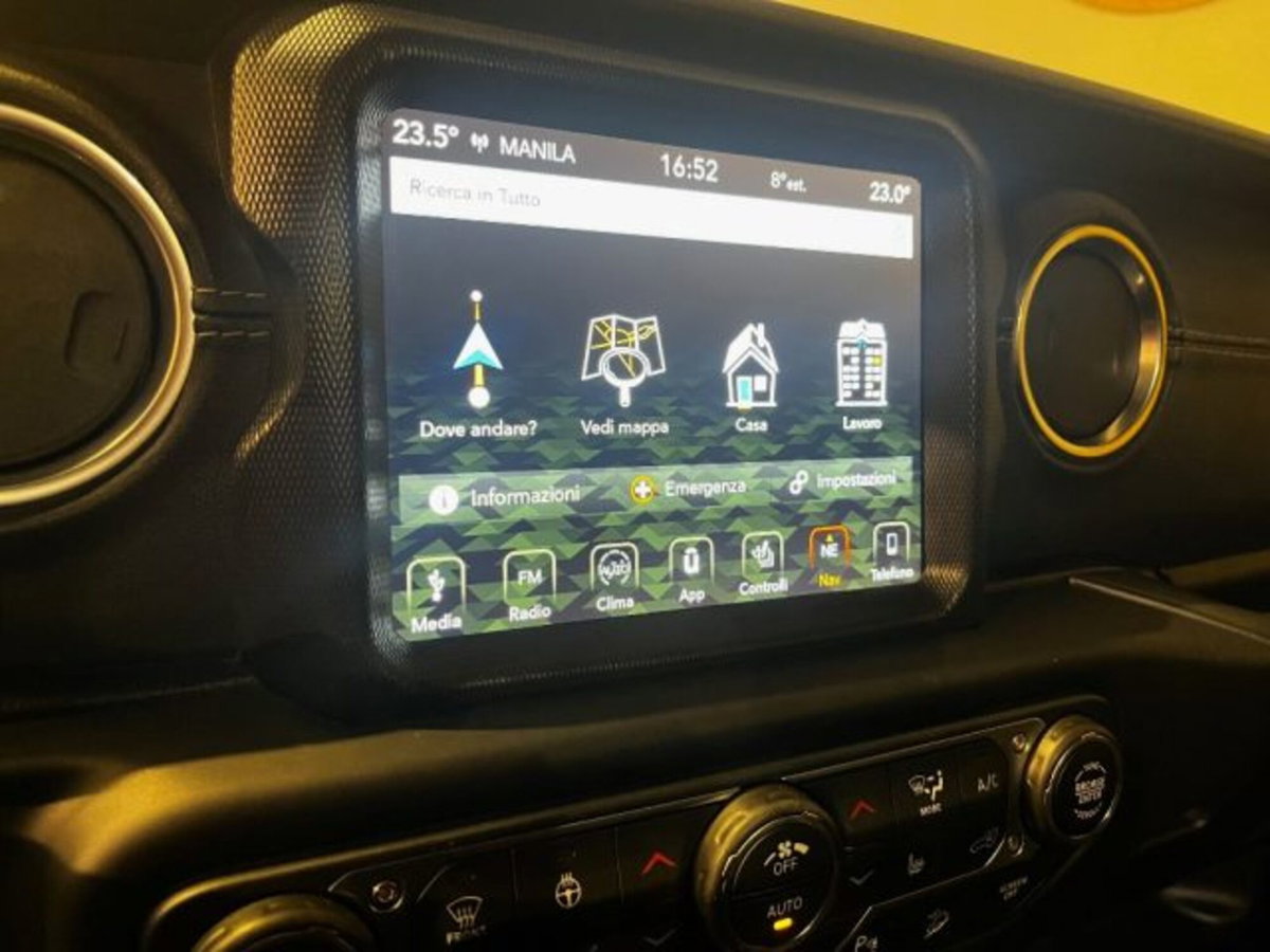 Jeep Wrangler Unlimited 2.2 Mjt II Sahara (15)