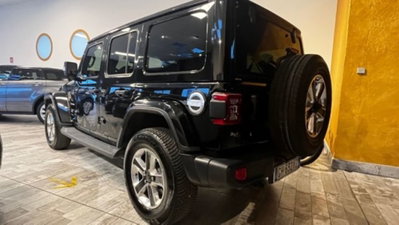 Jeep Wrangler Unlimited 2.2 Mjt II Sahara (5)