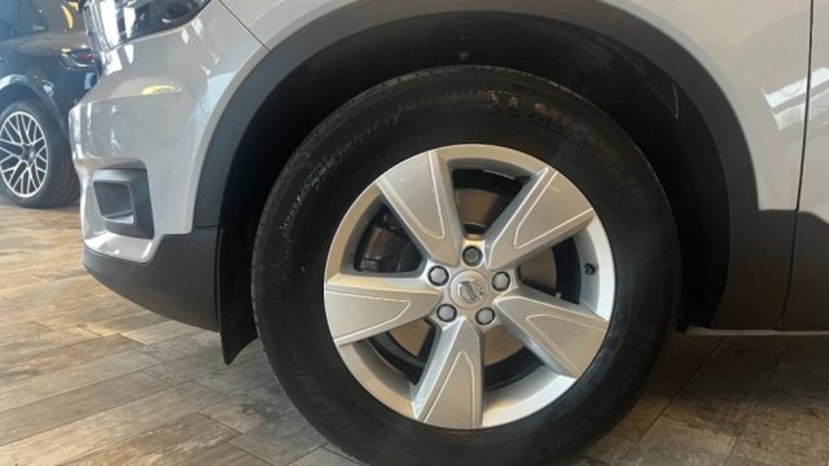 Volvo XC40 D3 AWD Business Plus N1 (13)