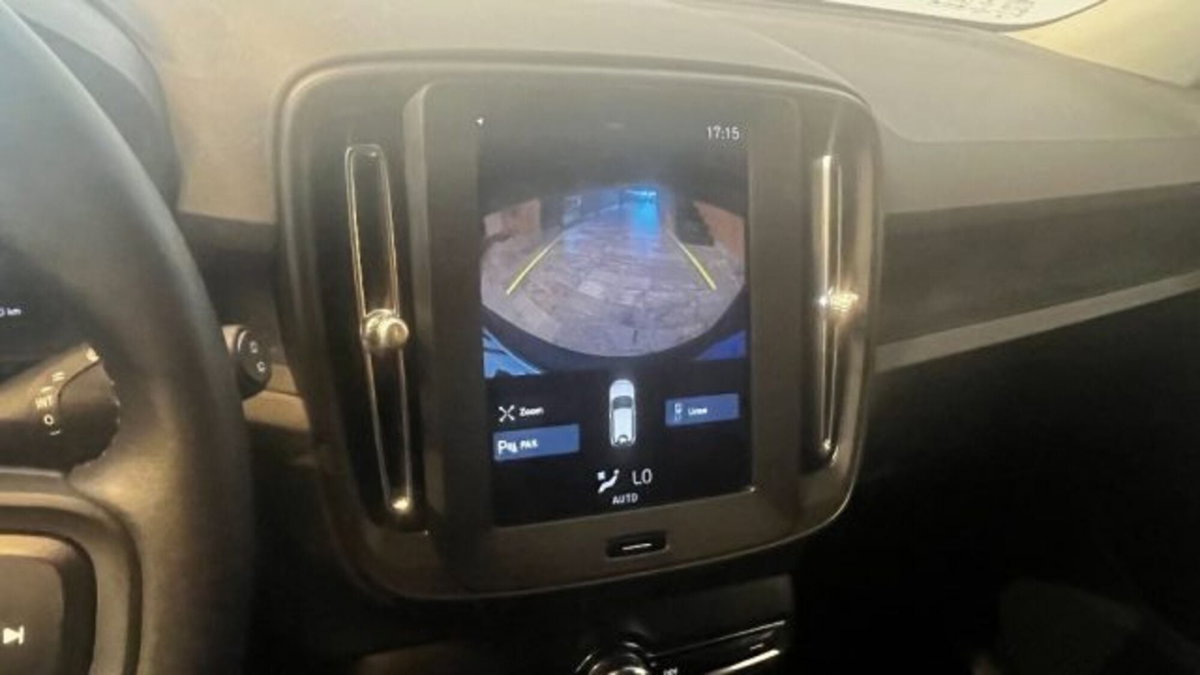 Volvo XC40 D3 AWD Business Plus N1 (8)