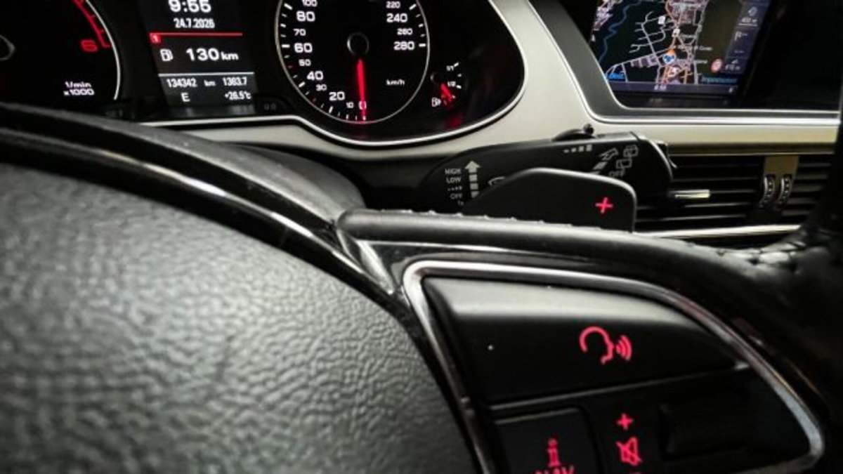 Audi A4 Avant 2.0 TDI 150 CV multitronic (14)
