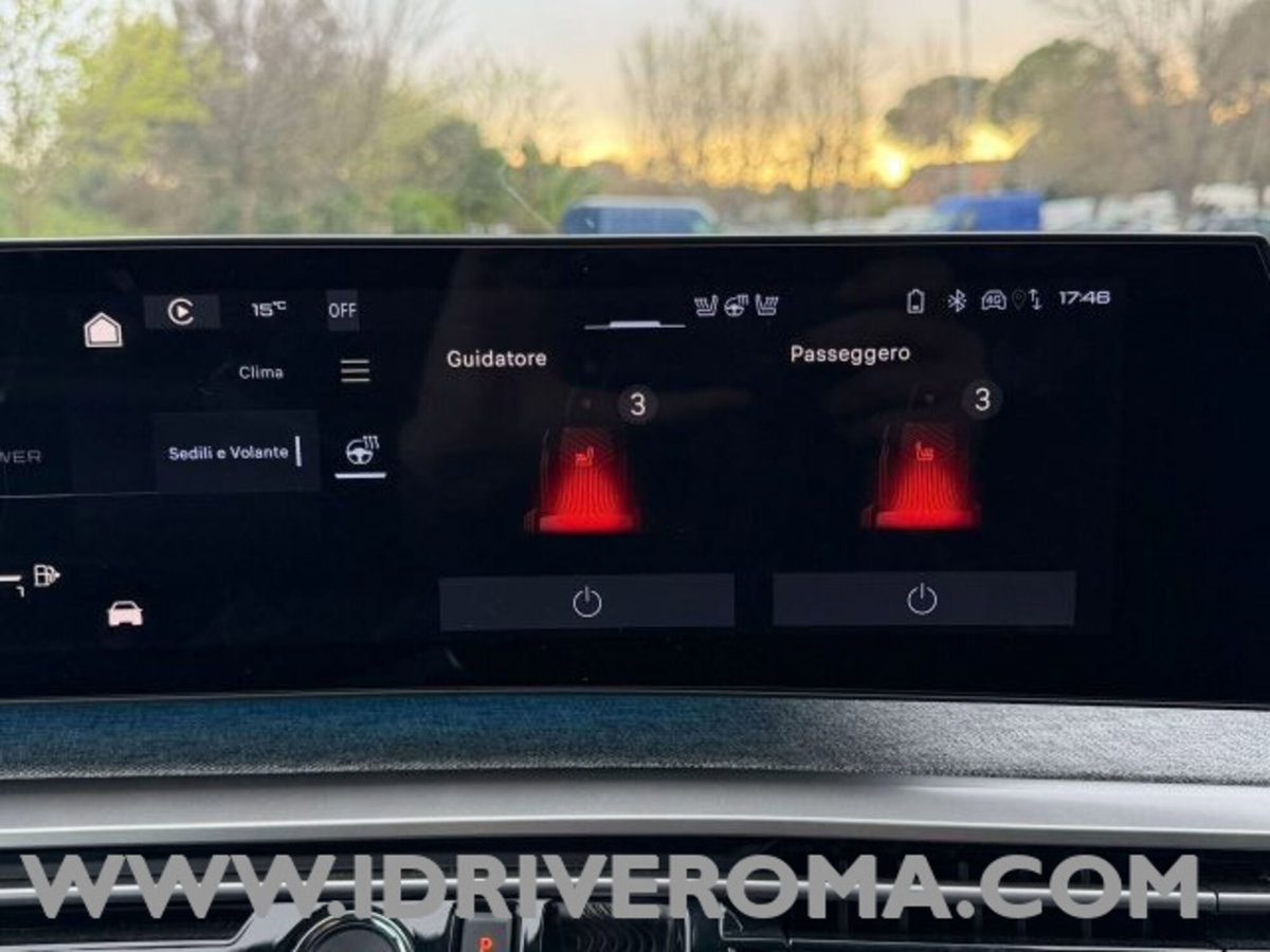 Peugeot 3008 1.2 hybrid GT Exclusive 145cv e-dcs6 (12)