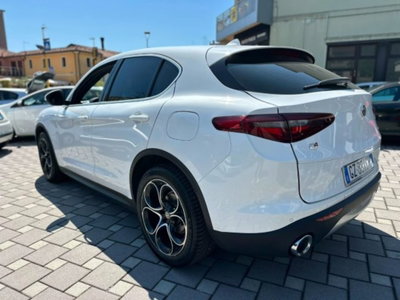 Alfa Romeo Stelvio Stelvio 2.2 Turbodiesel 210 CV AT8 Q4 Executive (2)
