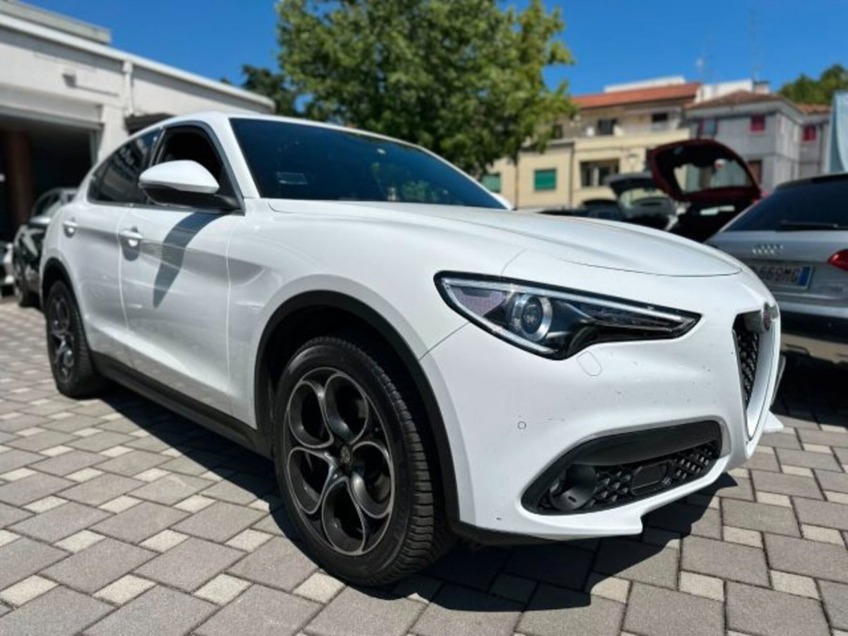 Alfa Romeo Stelvio Stelvio 2.2 Turbodiesel 210 CV AT8 Q4 Executive (5)