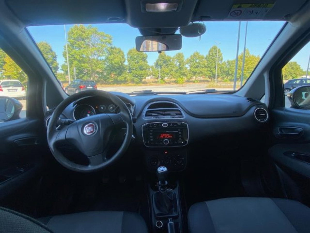 Fiat Punto 1.2 8V 5 porte Street (10)