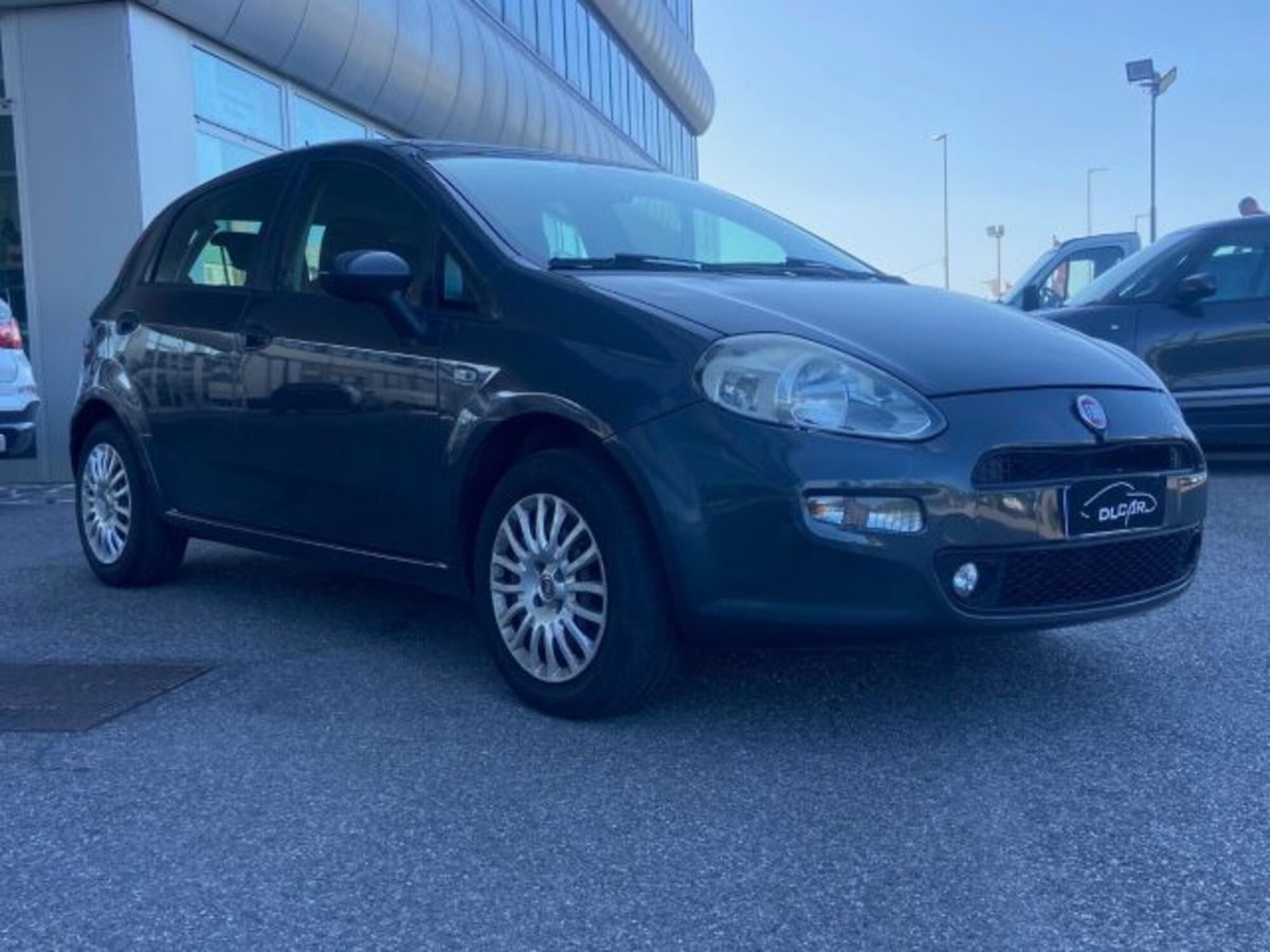 Fiat Punto 1.2 8V 5 porte Street (2)