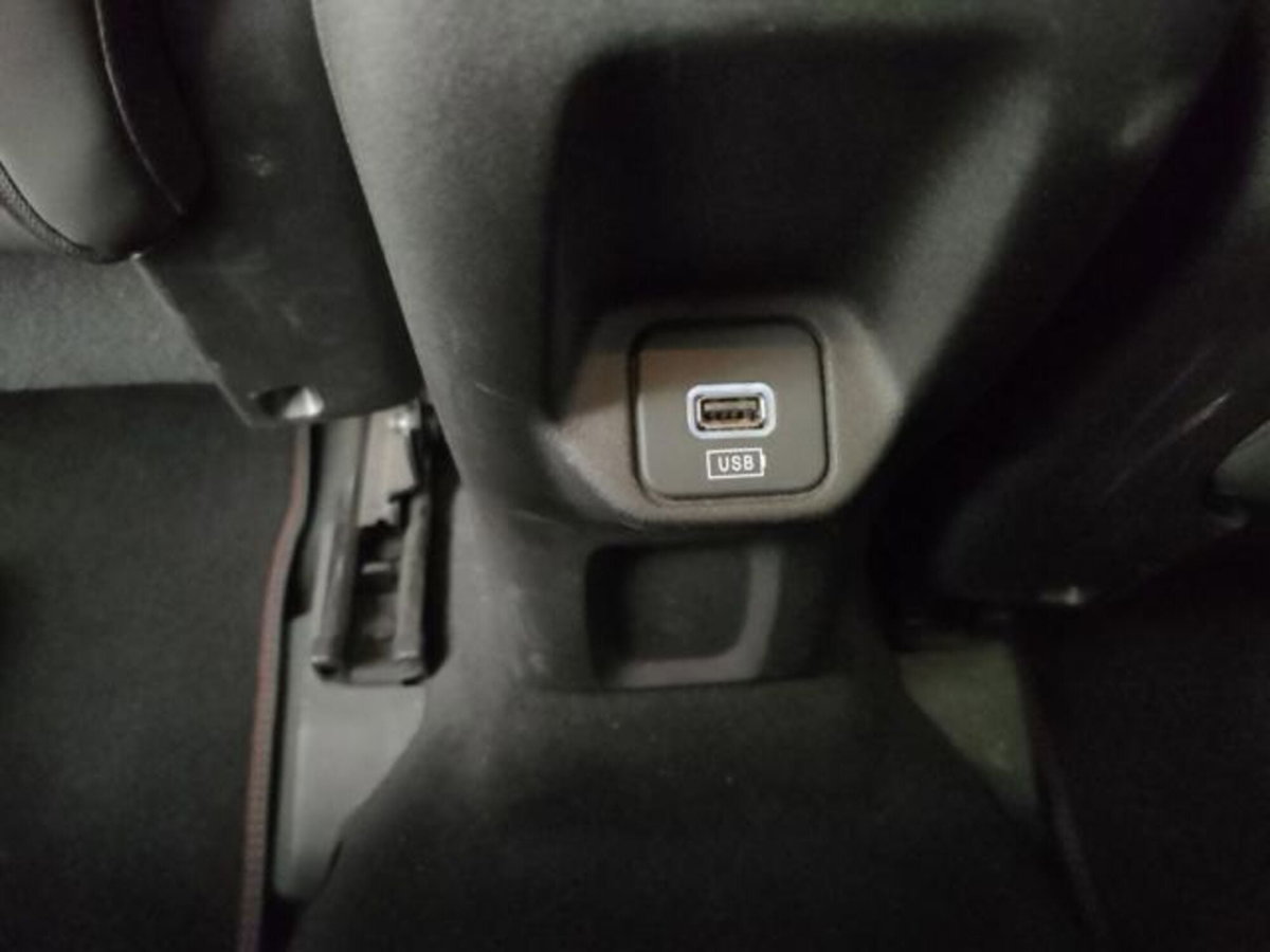 Fiat 500X 1.0 T3 120 CV Sport Dolcevita (16)