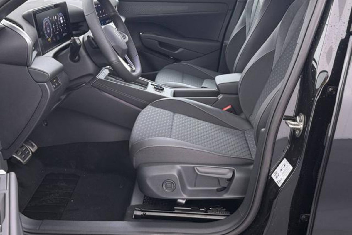 Volkswagen T-Roc 1.5 etsi R-Line 150cv dsg (16)