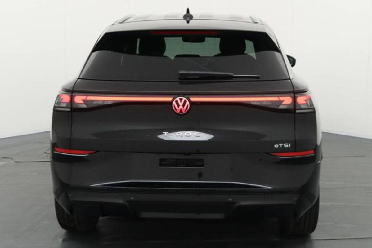 Volkswagen T-Roc 1.5 etsi R-Line 150cv dsg (3)