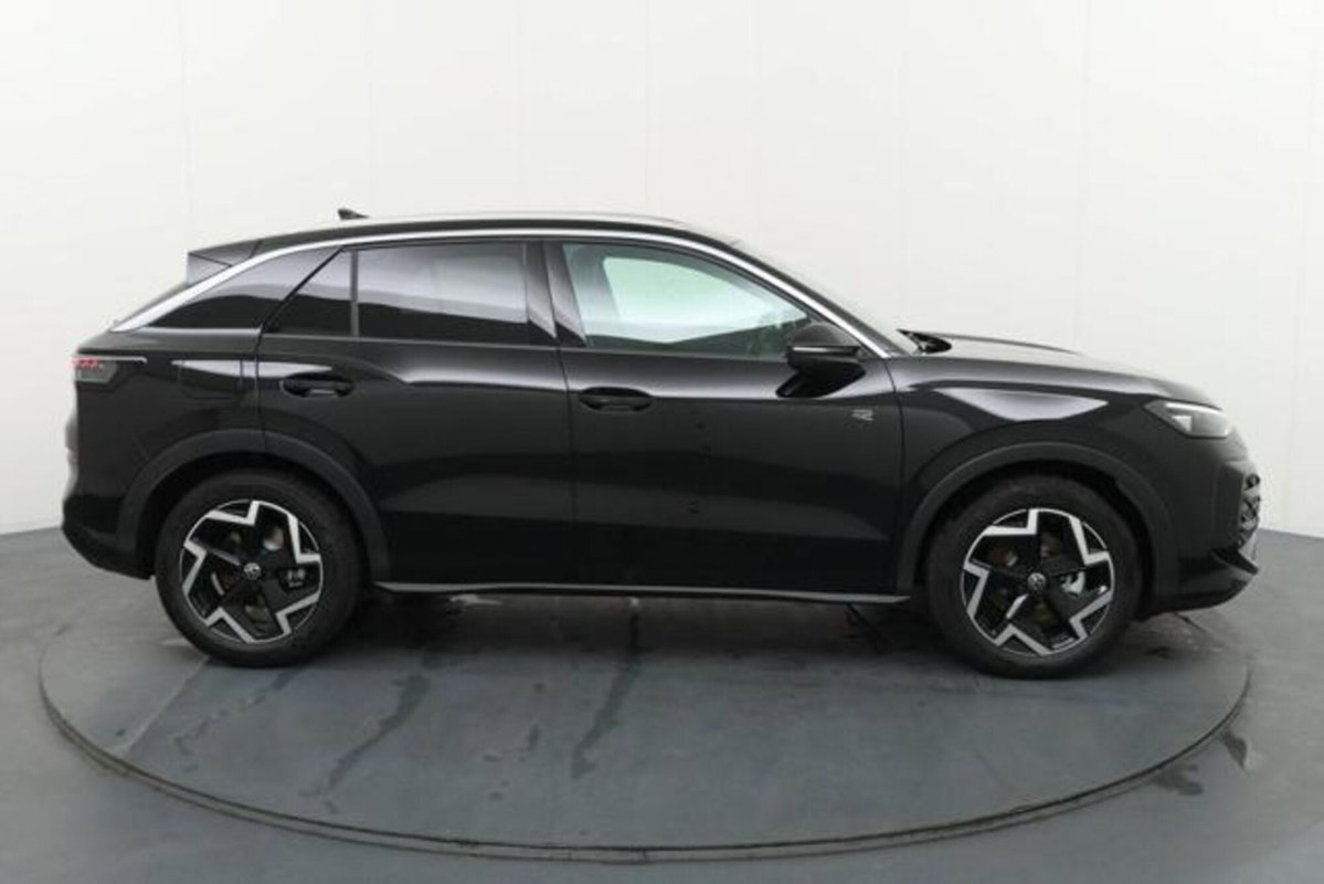Volkswagen T-Roc 1.5 etsi R-Line 150cv dsg (9)