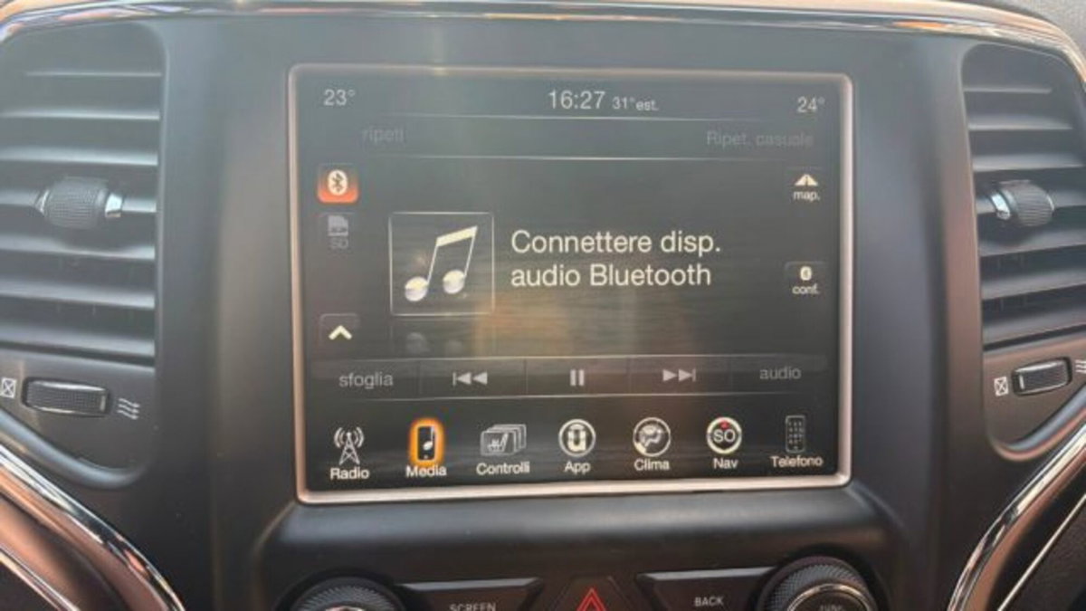 Jeep Grand Cherokee 3.0 V6 CRD 250 CV Multijet II Limited (17)