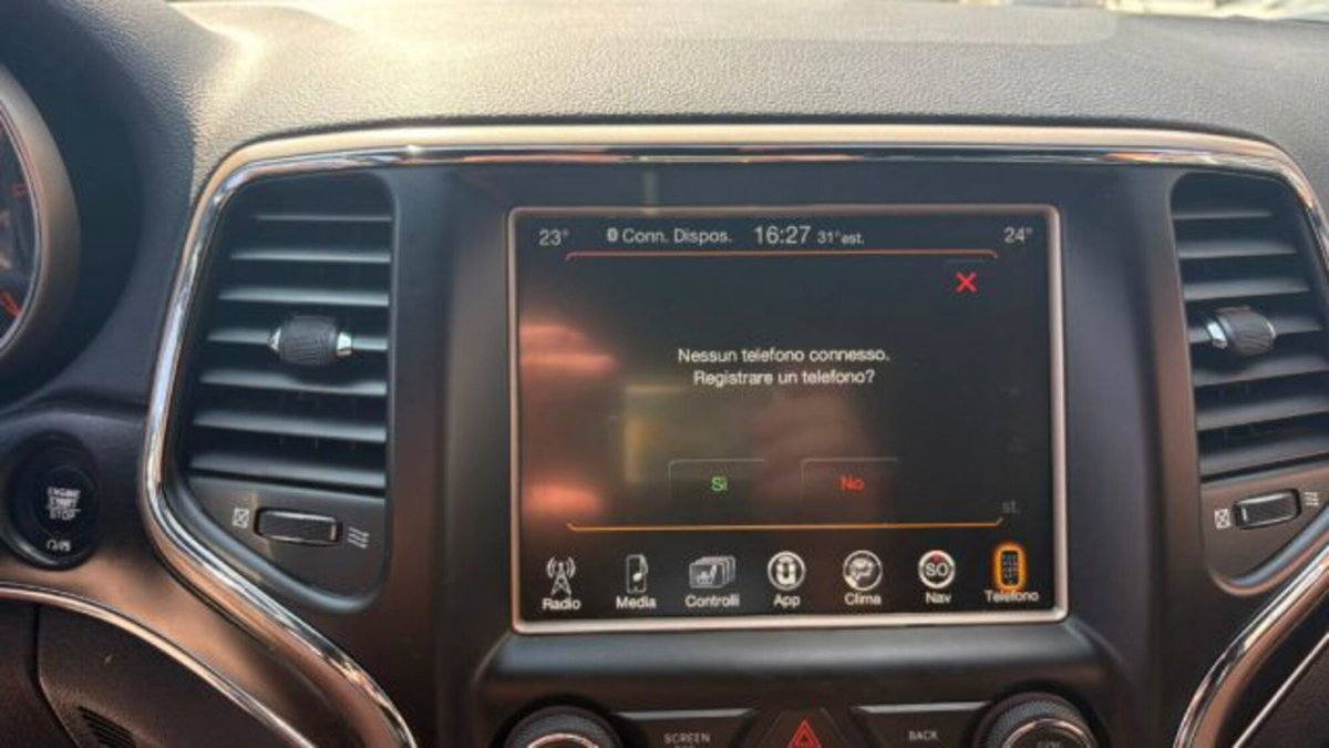 Jeep Grand Cherokee 3.0 V6 CRD 250 CV Multijet II Limited (19)