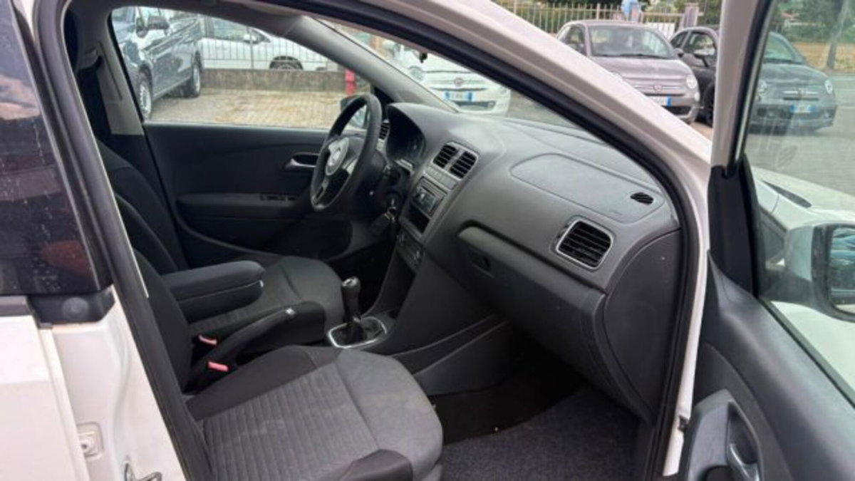Volkswagen Polo 1.2 70 CV 5p. Comfortline (13)