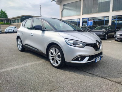 Renault Scenic E-Tech Electric 1.9 dCi Luxe Dynamique (4)