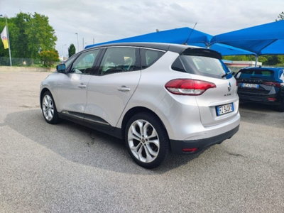 Renault Scenic E-Tech Electric 1.9 dCi Luxe Dynamique (8)