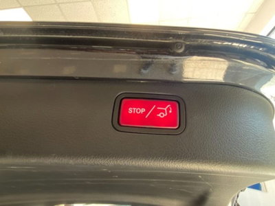 Mercedes-Benz Classe C Station Wagon 200 d Mild hybrid Premium Pro (14)