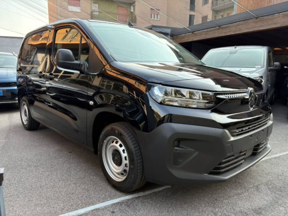 Citroen Berlingo 1.5 bluehdi M Plus s&s 100cv (2)