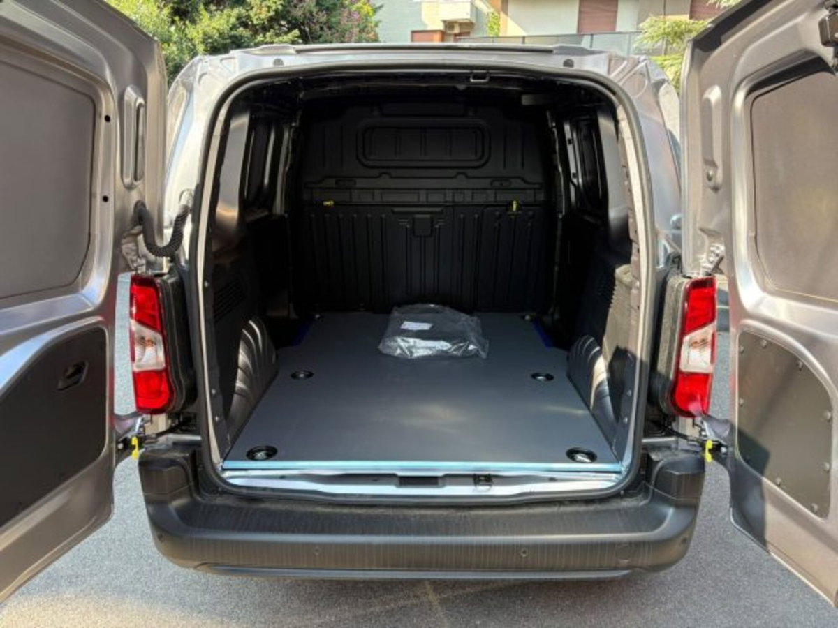 Citroen Berlingo 1.5 bluehdi M Plus s&s 100cv (14)