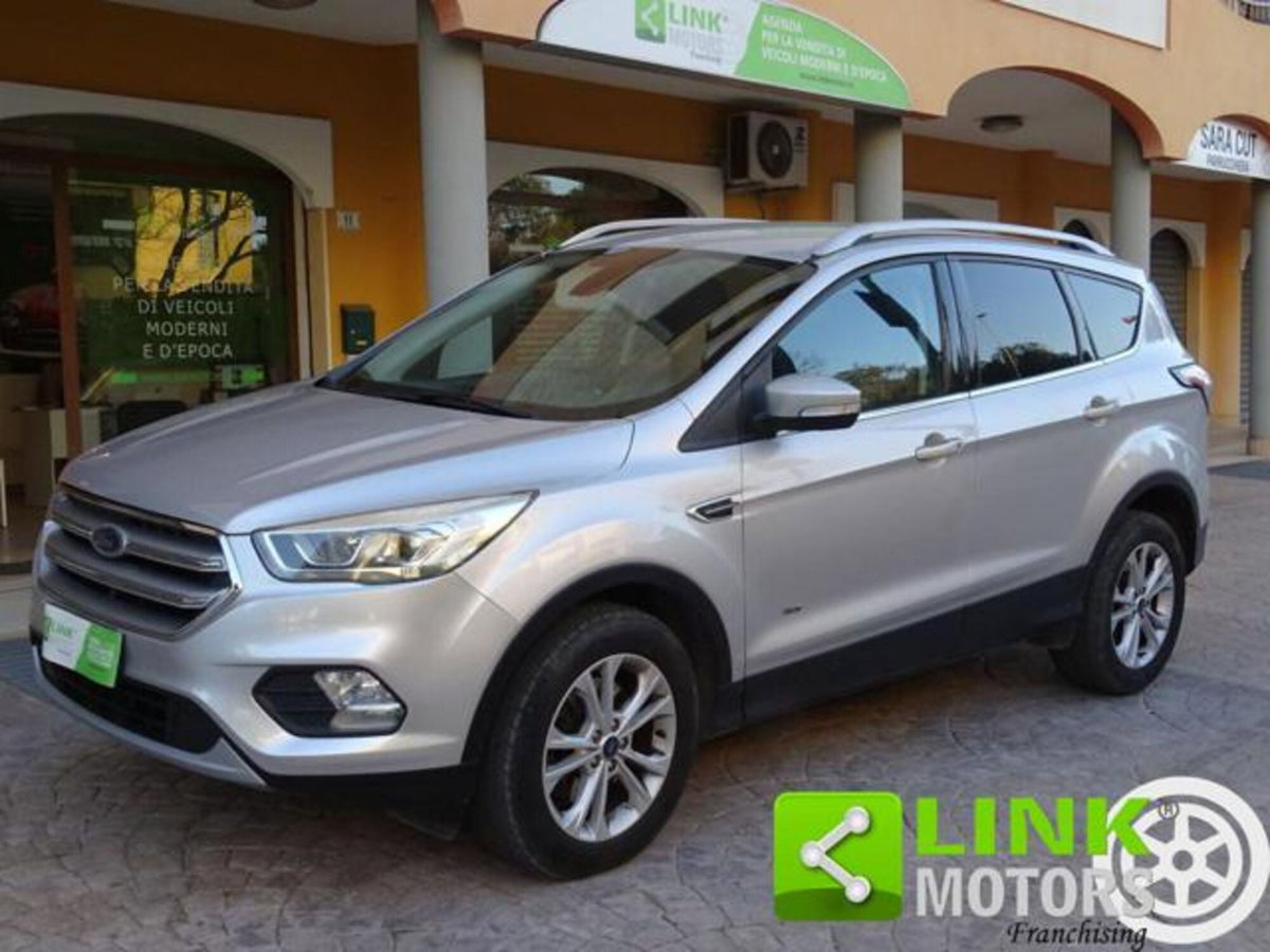 Ford Kuga 2.0 TDCI 150 CV S&S 4WD Titanium
