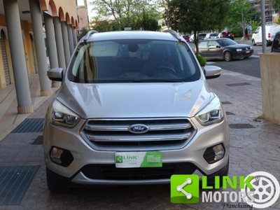Ford Kuga 2.0 TDCI 150 CV S&S 4WD Titanium (2)