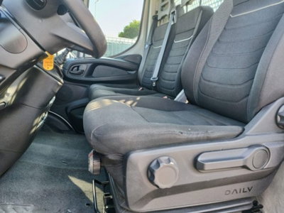 Iveco Daily Furgone 35S16HV 3.0 HPT PLM-TA Furgone (14)