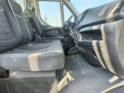 Iveco Daily Furgone 35S16HV 3.0 HPT PLM-TA Furgone (16)