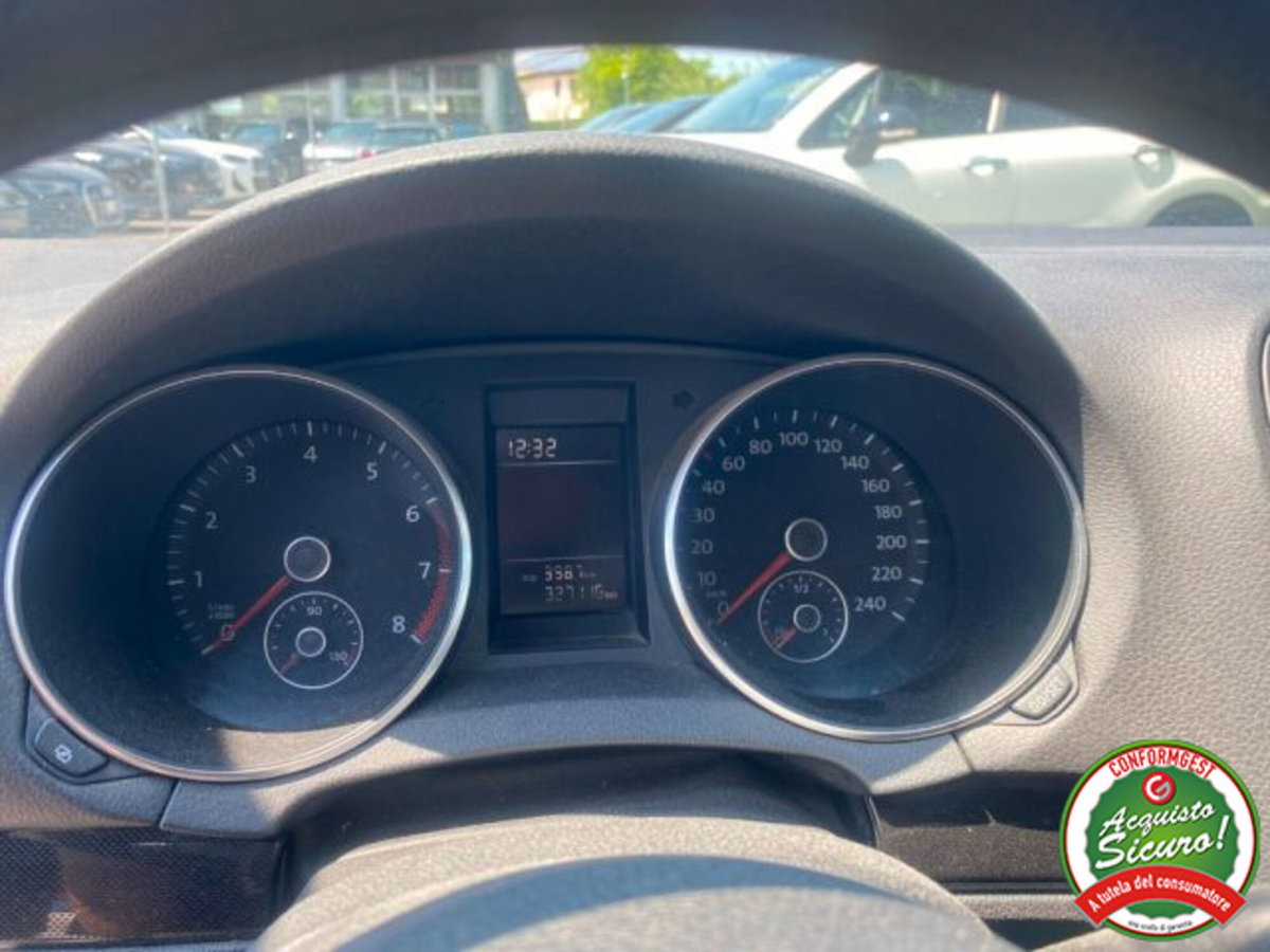 Volkswagen Golf 1.6 5p. Trendline BiFuel (4)