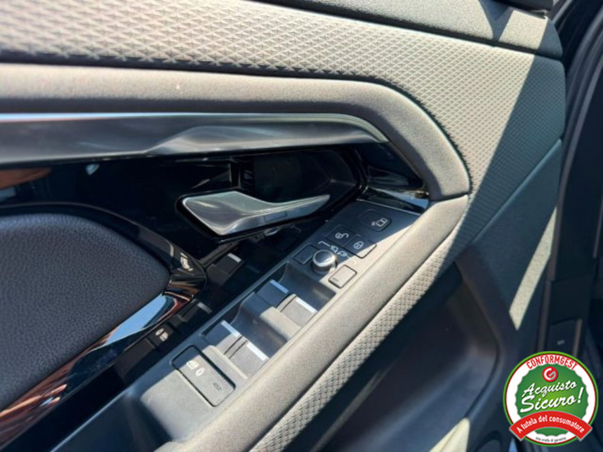 Land Rover Range Rover Evoque 2.0D I4-L.Flw 150CV AWD Auto R-Dynamic SE (12)