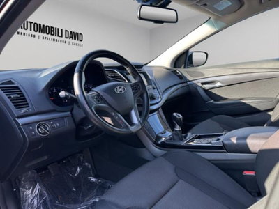 Hyundai i40 Station Wagon 1.7 CRDi 141 CV Business (7)