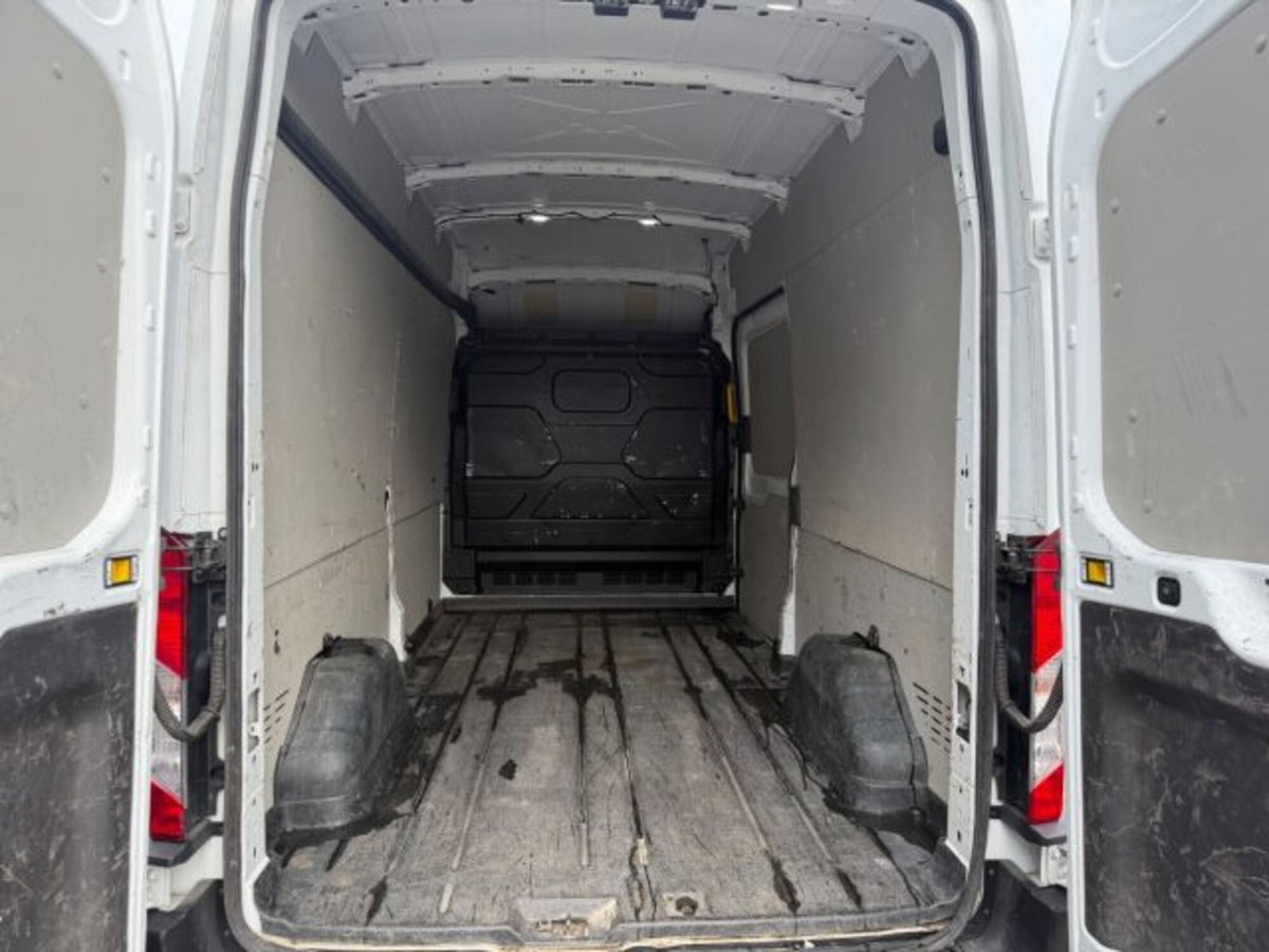 Ford Transit Furgone 350 2.0TDCi EcoBlue 130 aut. PM-TM Furgone Trend (8)