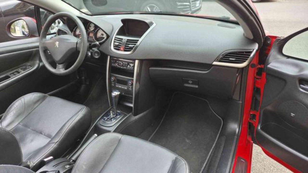 Peugeot 207 Cabrio VTi 120CV CC aut. Féline (12)