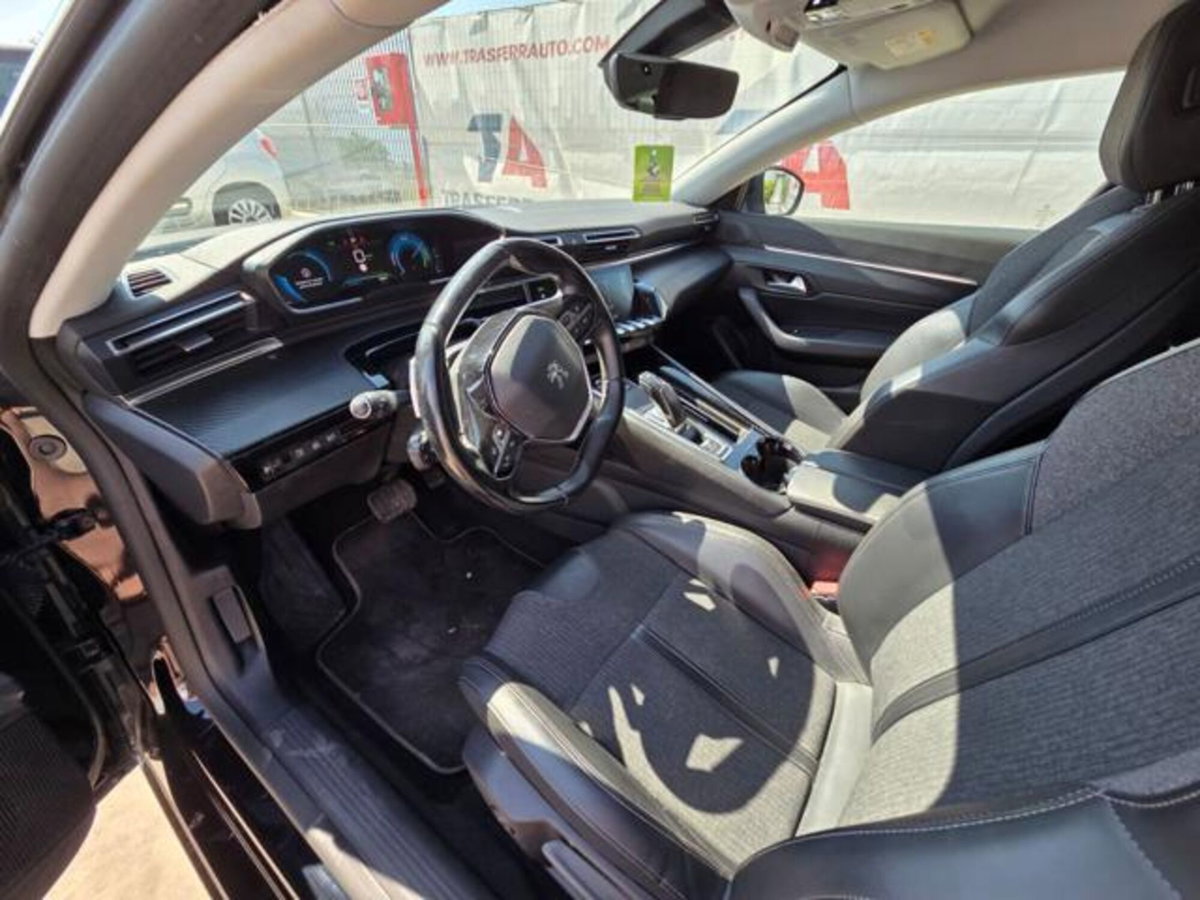 Peugeot 508 SW Plug-in Hybrid 225 e-EAT8 Allure Pack (10)