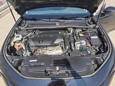 Peugeot 508 SW Plug-in Hybrid 225 e-EAT8 Allure Pack (18)