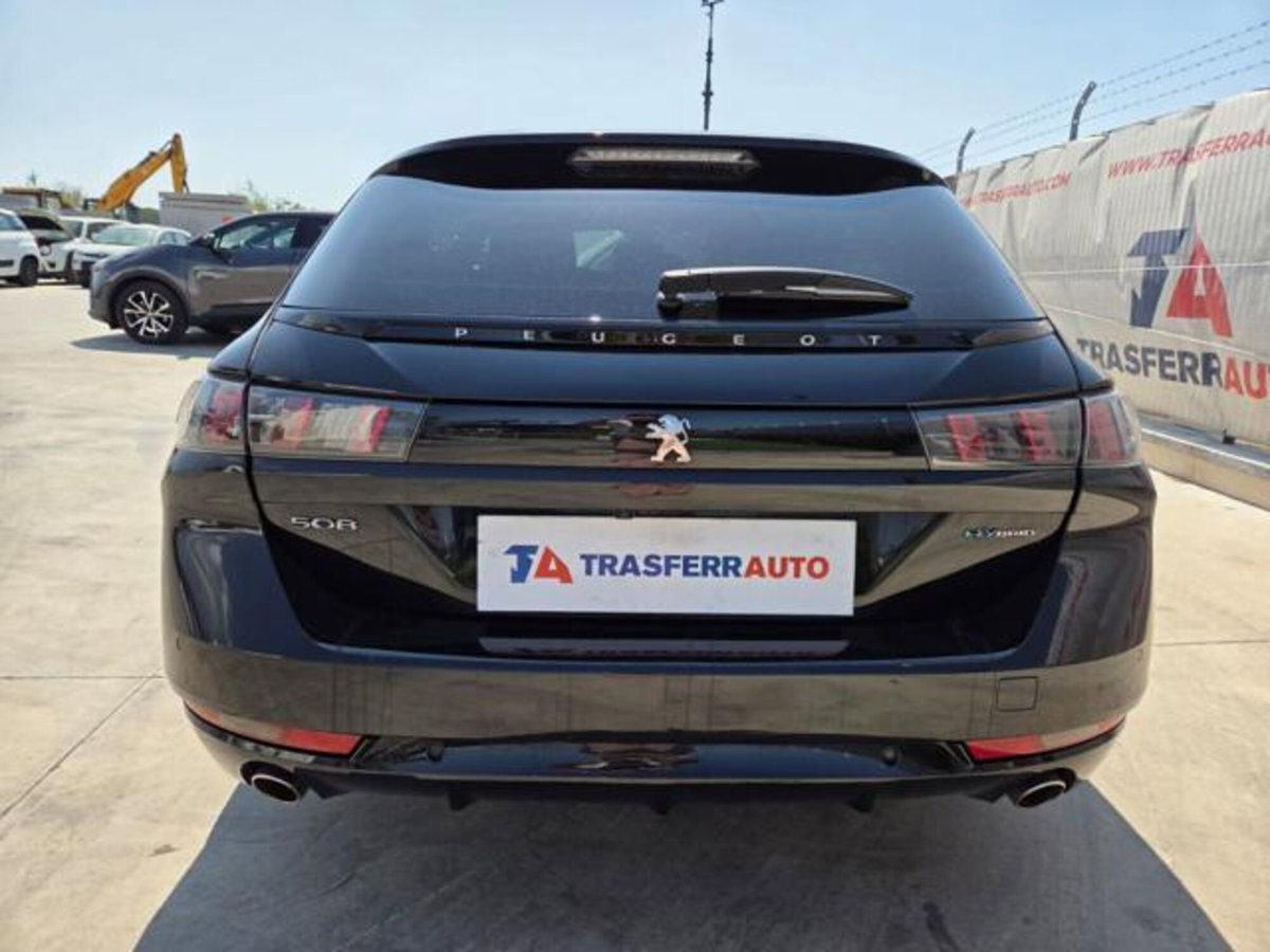 Peugeot 508 SW Plug-in Hybrid 225 e-EAT8 Allure Pack (4)