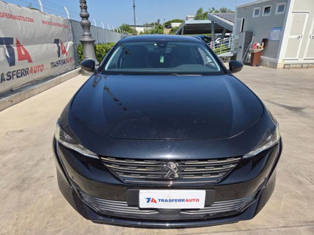 Peugeot 508 SW Plug-in Hybrid 225 e-EAT8 Allure Pack (7)